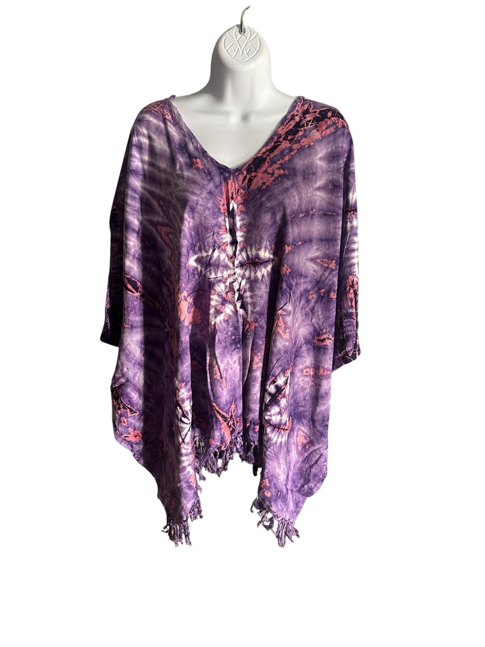 Sacred Threads Purple and Coral Tie-Dye V-Neck Poncho. LG/GY01. 226219